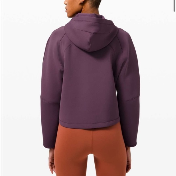Lululemon Pullover - Picture 9 of 10